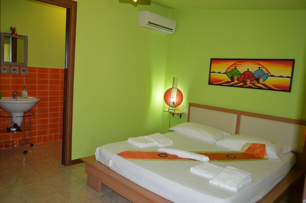 Butterfly House Bed & Breakfast Alghero Ngoại thất bức ảnh
